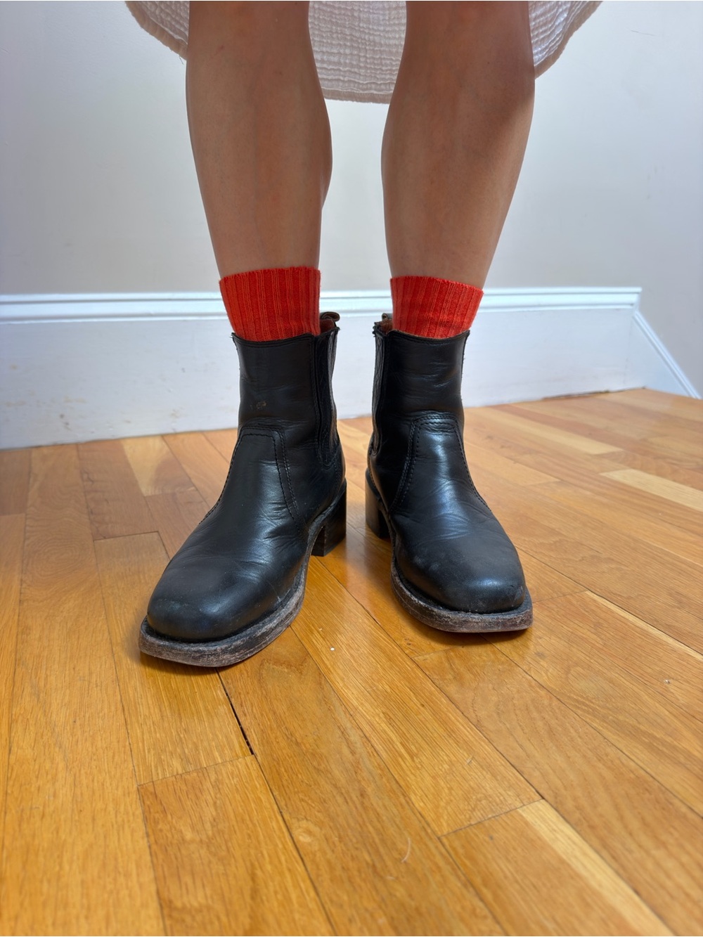 Frye Campus Chelsea Size 9